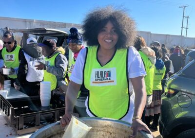 Young-woman-assisting-the-community